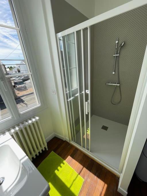 La Douce Saumuroise Angers Extérieur photo